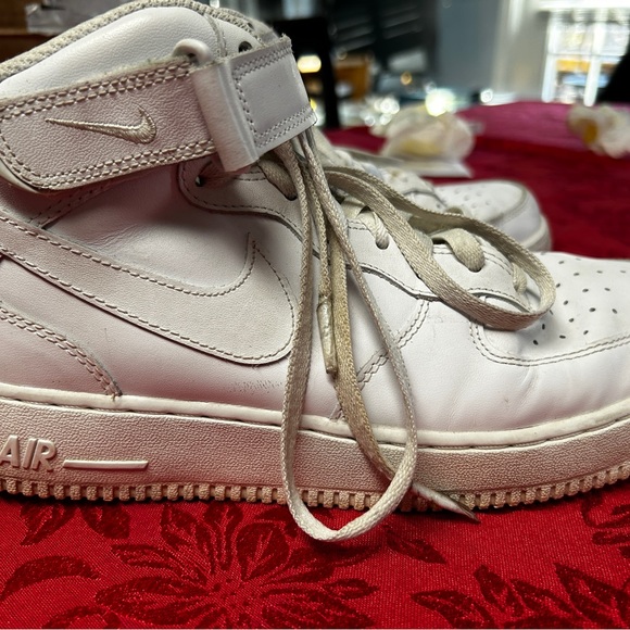 COPY - Air Force ones high tops men’s size 9 in fair condition - Picture 3 of 5
